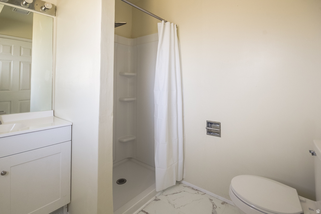 4558 W VALLEY DR Maeser, UT 84078