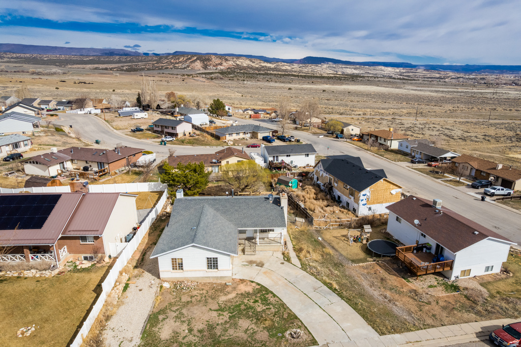 4558 W VALLEY DR Maeser, UT 84078
