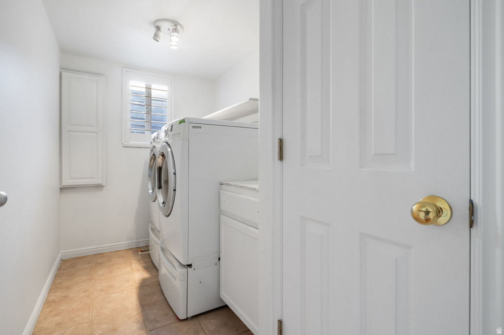 6403 TIMPANOGOS WAY Taylorsville, UT 84129