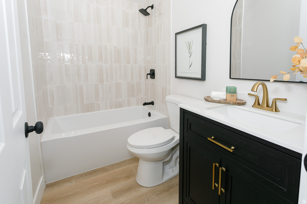 2098 W 700 S Syracuse, UT 84075