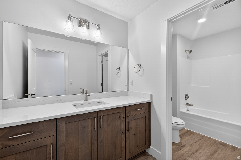 6399 S RAY DR #102 South Weber, UT 84405