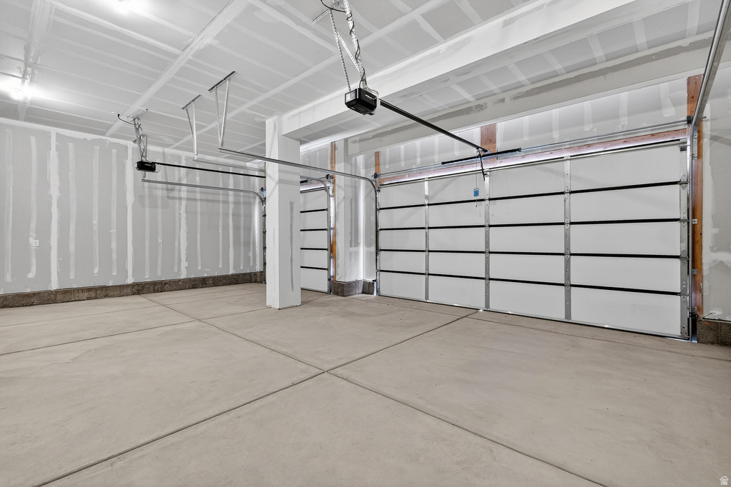 6399 S RAY DR #102 South Weber, UT 84405