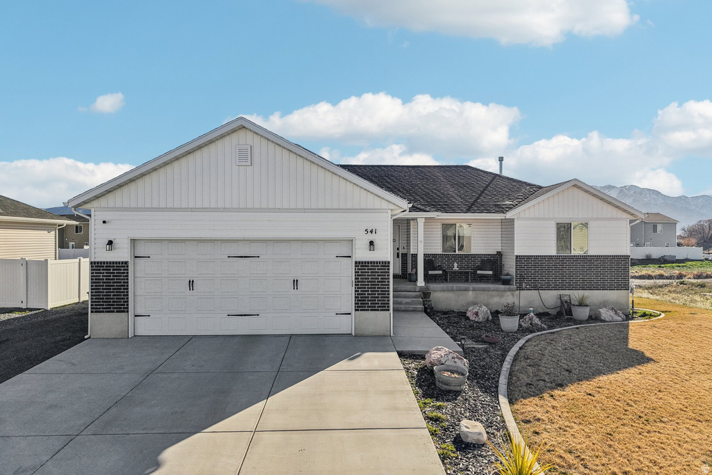 541 S 400 W Tremonton, UT 84337