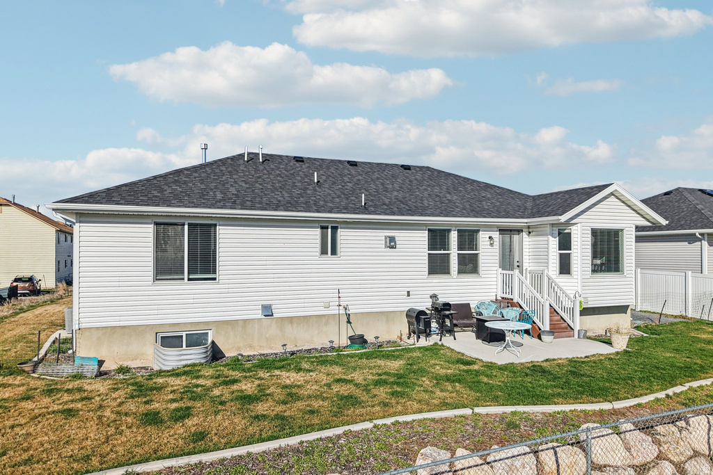 541 S 400 W Tremonton, UT 84337