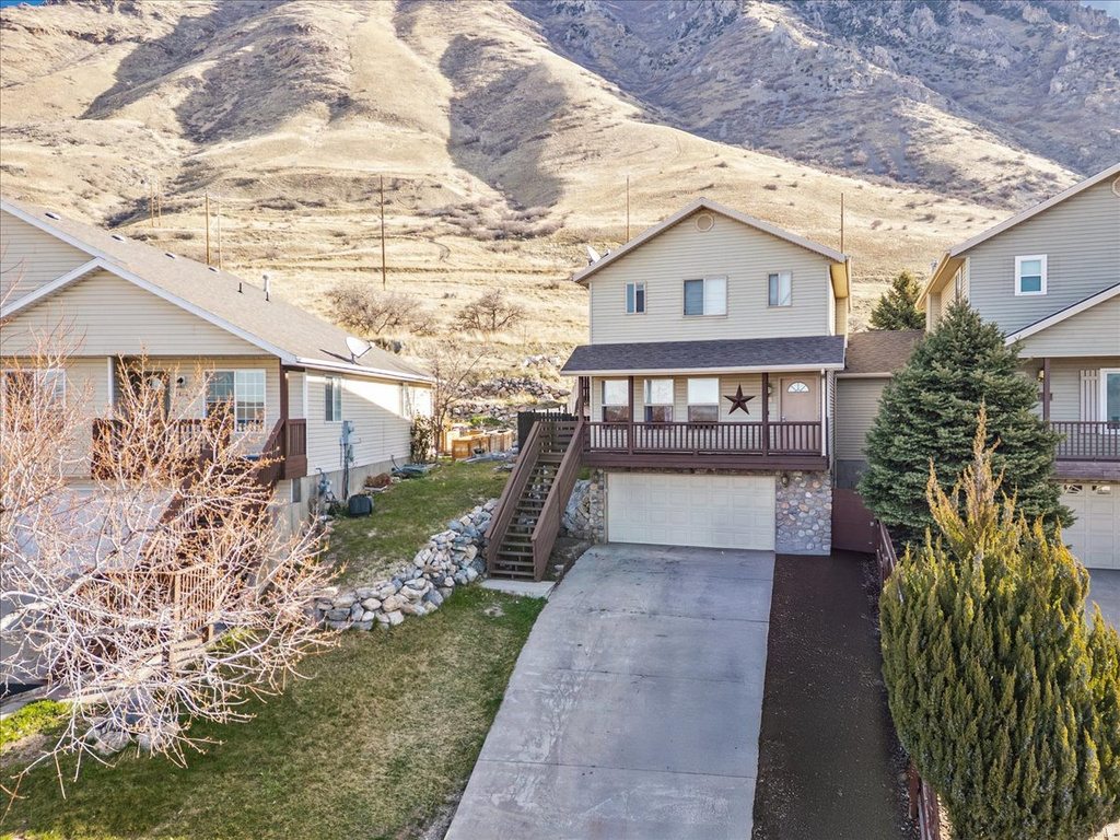 1404 N SPRING MOUNTAIN RD Springville, UT 84663