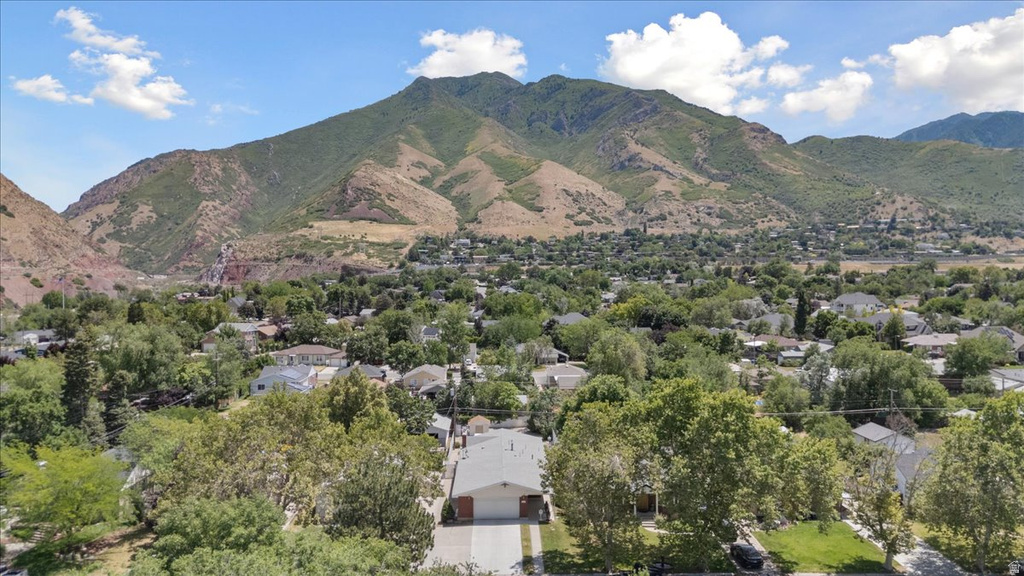 2963 S GRACE ST Salt Lake City, UT 84109