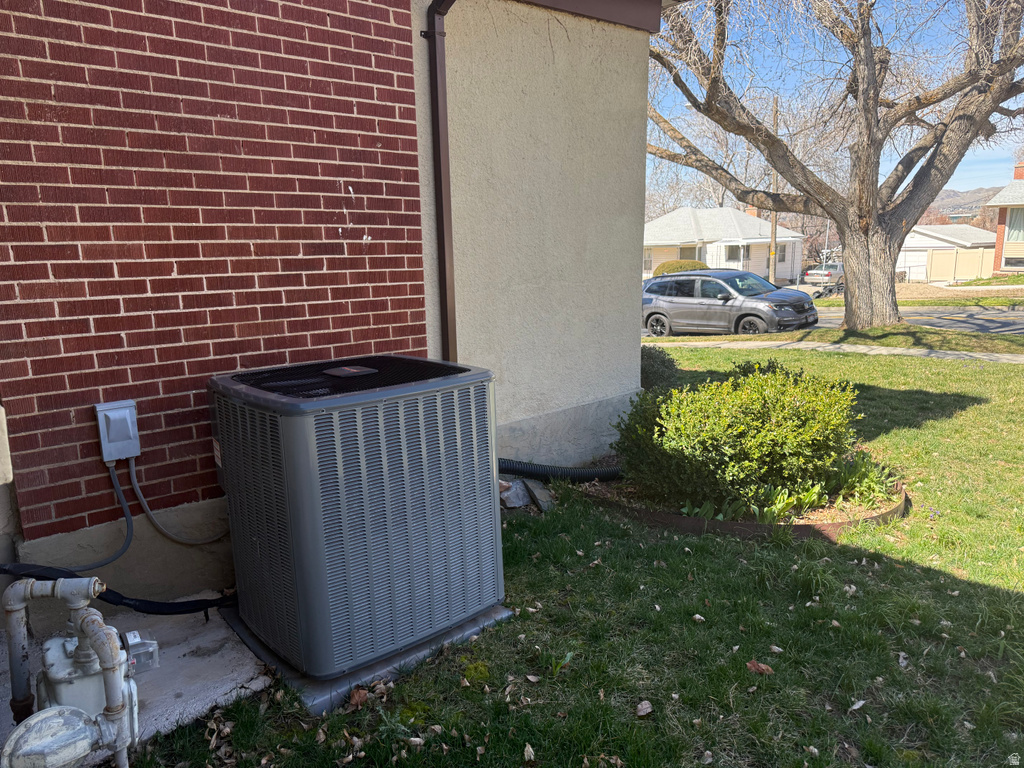 2406 E 2100 S Salt Lake City, UT 84109