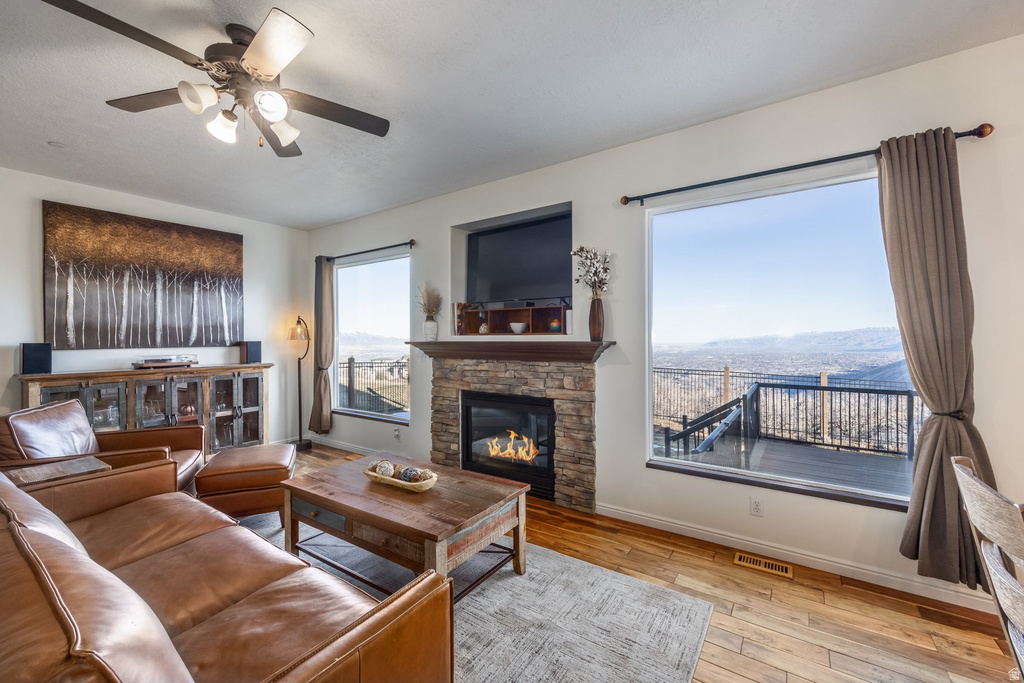 1907 E ASPEN LEAF PL Draper, UT 84020