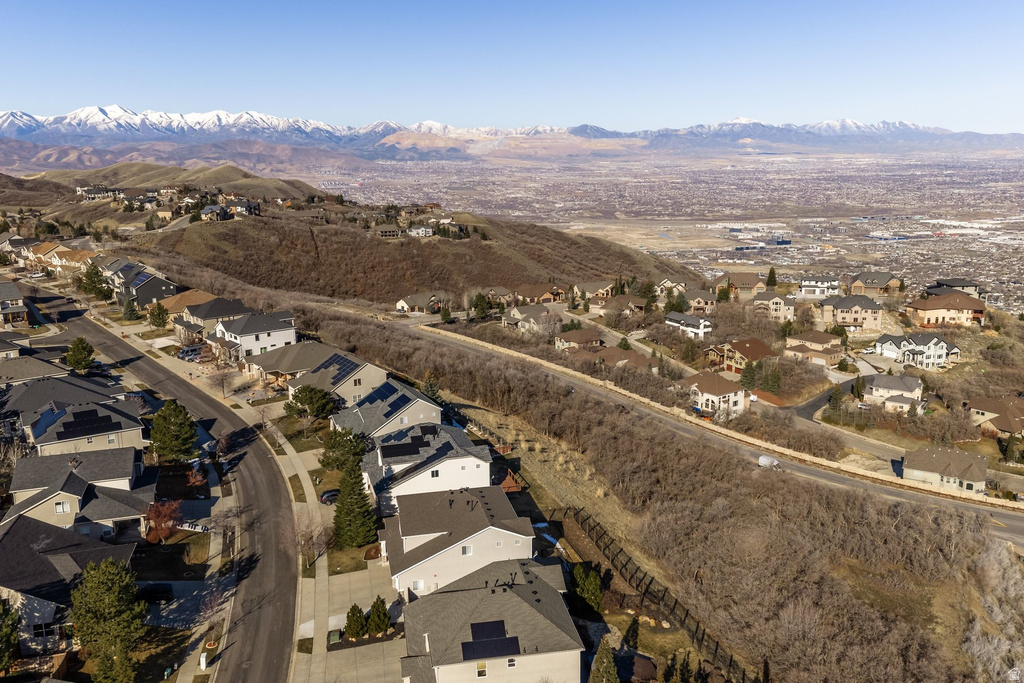 1907 E ASPEN LEAF PL Draper, UT 84020