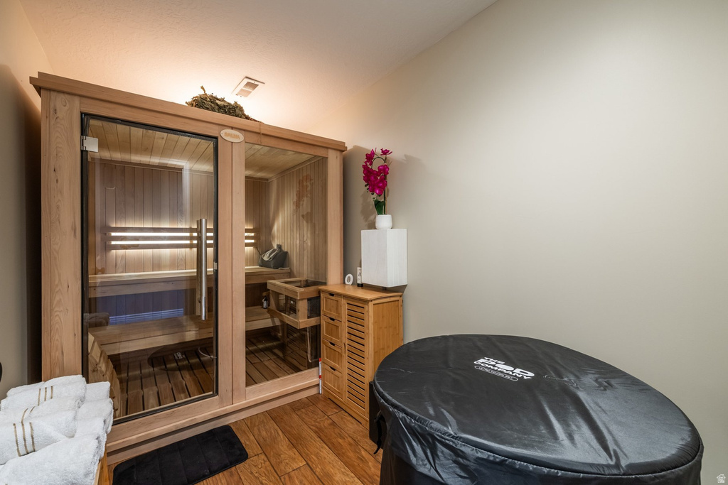 1907 E ASPEN LEAF PL Draper, UT 84020