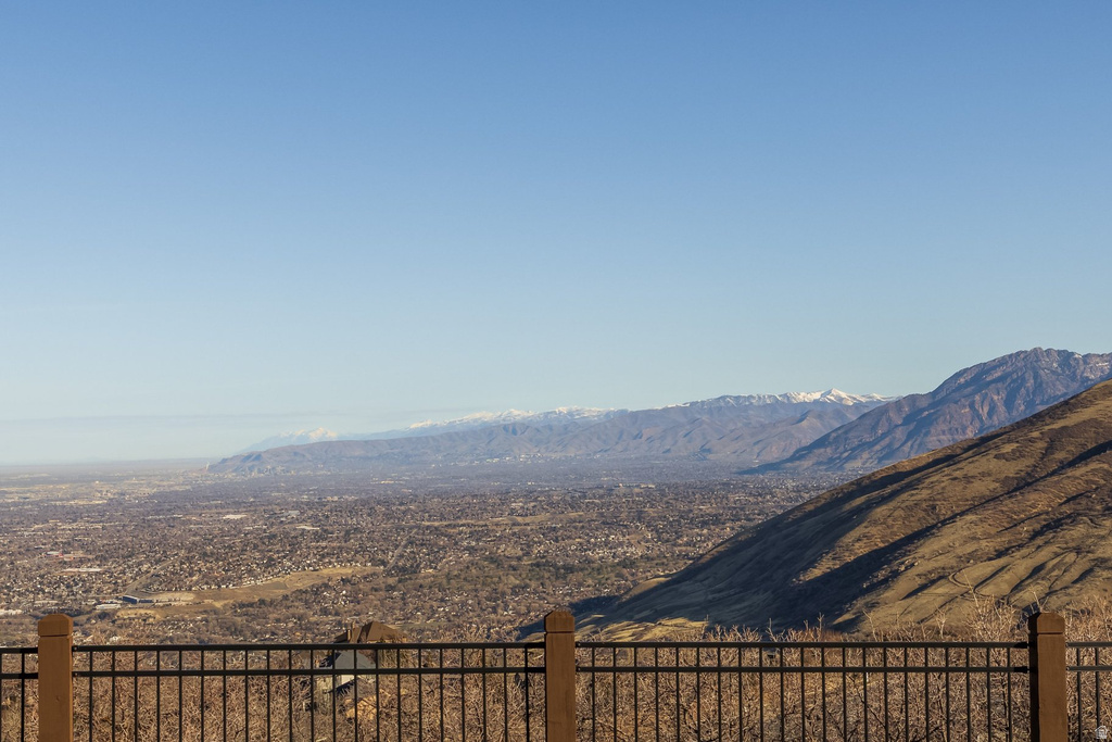 1907 E ASPEN LEAF PL Draper, UT 84020