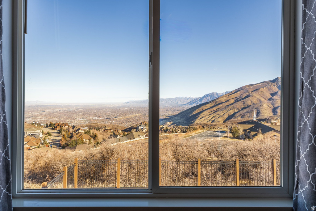 1907 E ASPEN LEAF PL Draper, UT 84020