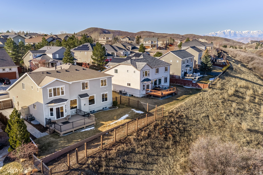 1907 E ASPEN LEAF PL Draper, UT 84020