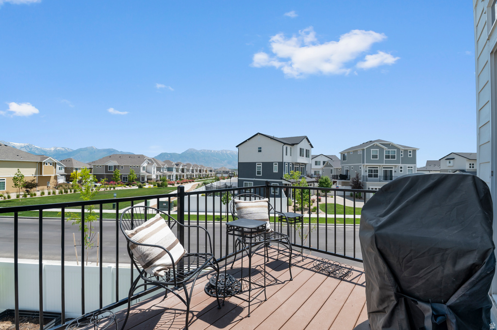 106 E POLARIS DR Saratoga Springs, UT 84045