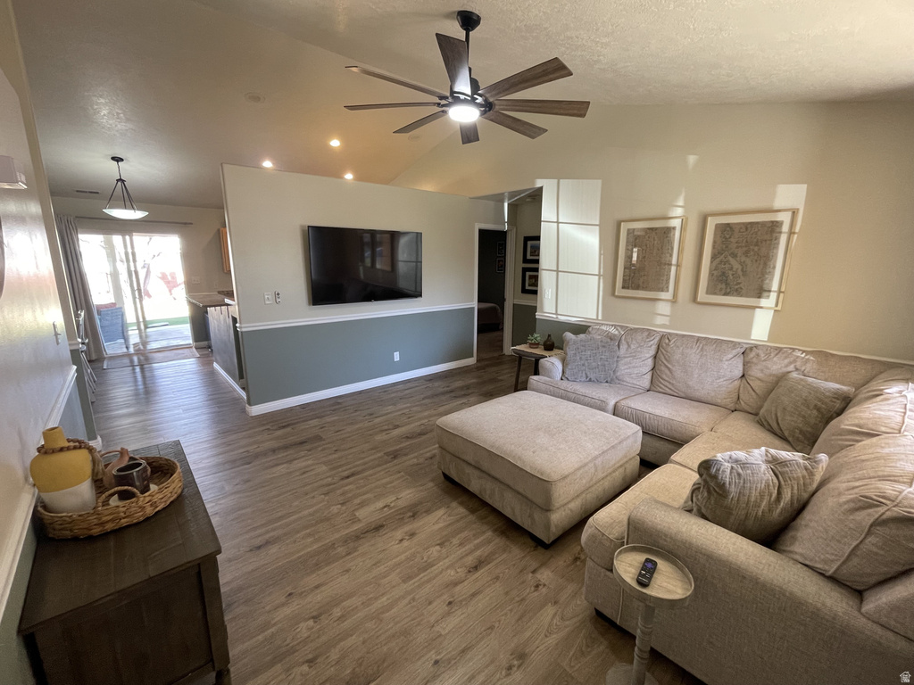 1848 S BRIDLE CIR Washington, UT 84780