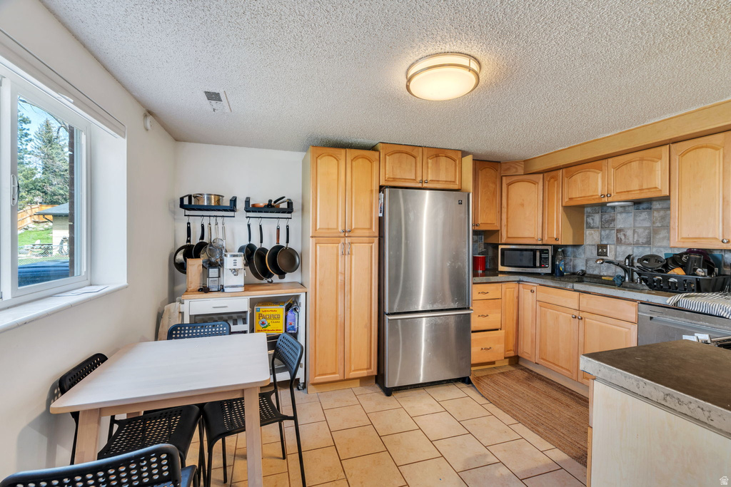 4676 S 1300 E Millcreek, UT 84117
