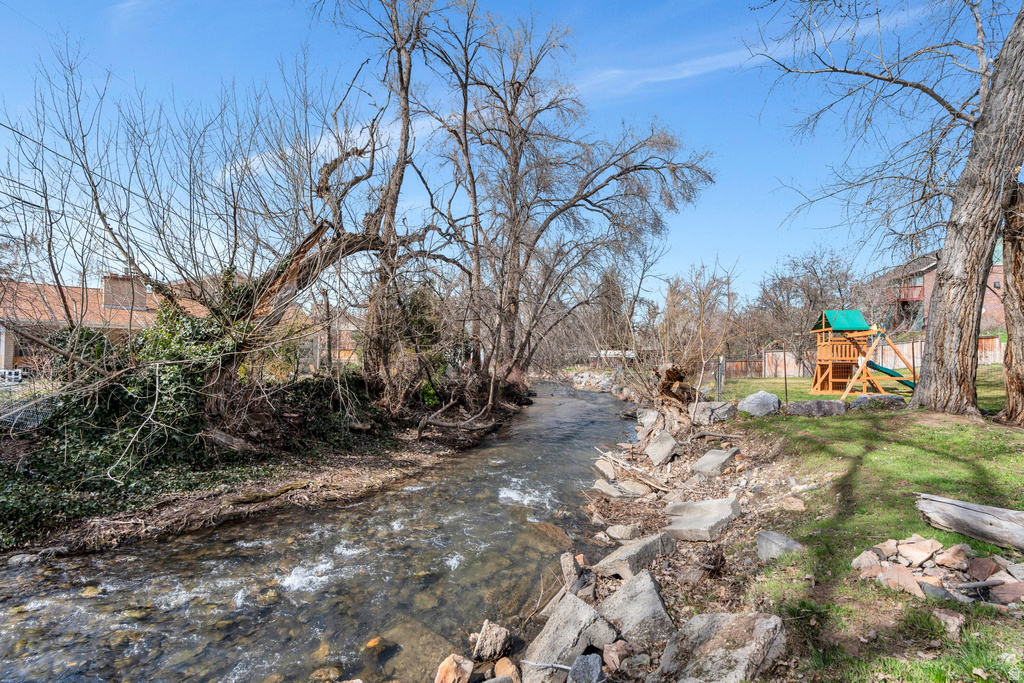 4676 S 1300 E Millcreek, UT 84117