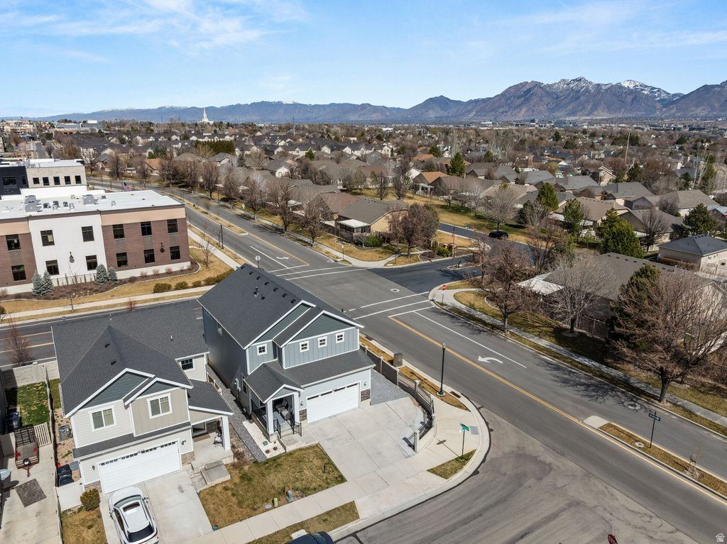 1622 W BECKS BEND LN South Jordan, UT 84095