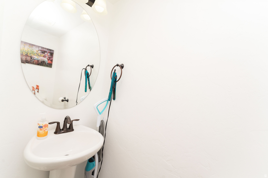 1618 W PARTRIDGE DR Vernal, UT 84078