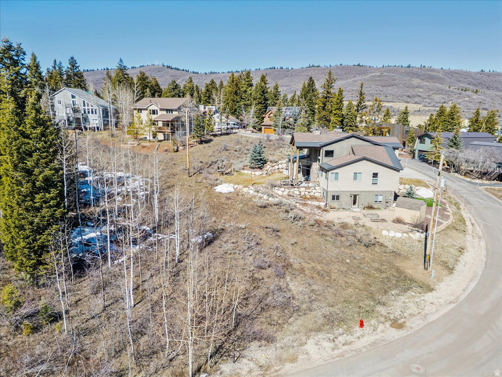 390  WOODLAND DR Summit Park, UT 84098