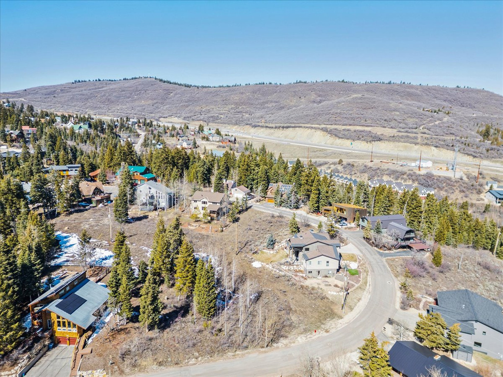 390  WOODLAND DR Summit Park, UT 84098