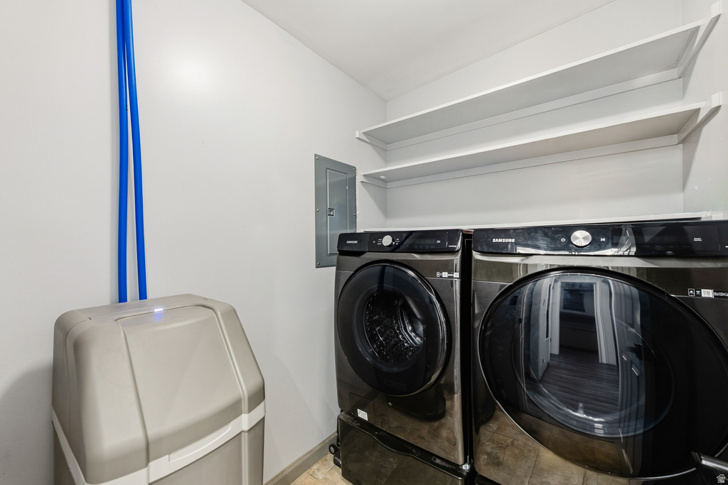 10351 S ZINNIA WAY Sandy, UT 84094