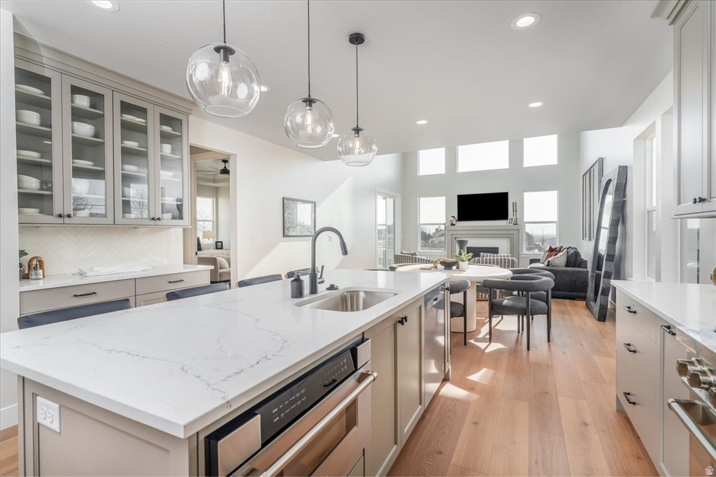 1195 W 2980 N Lehi, UT 84043