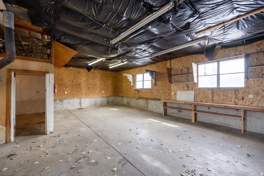 2898 W 3471 S Charleston, UT 84032