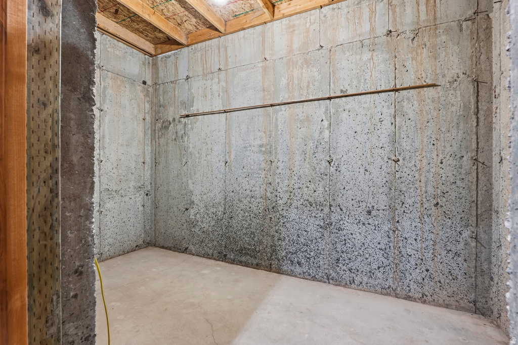 350 N 500 E Levan, UT 84639