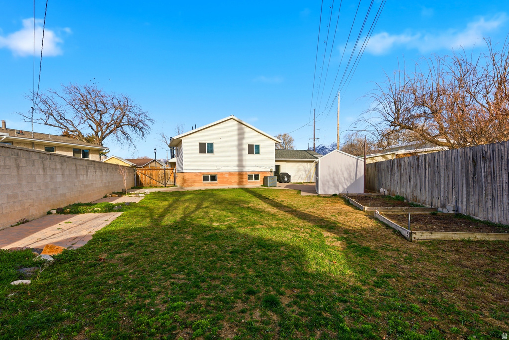 7588 S JORDAN DL West Jordan, UT 84084