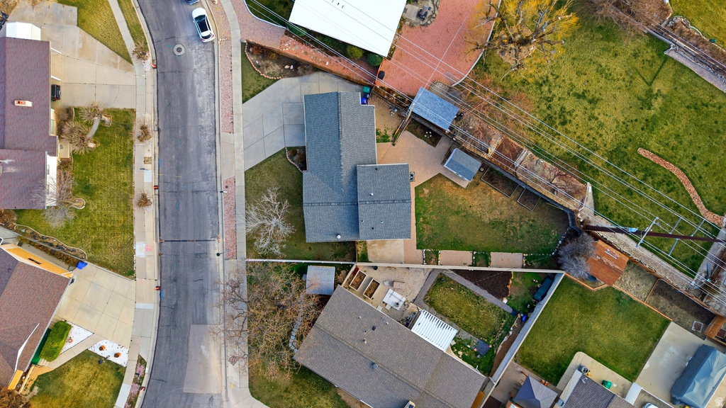 7588 S JORDAN DL West Jordan, UT 84084