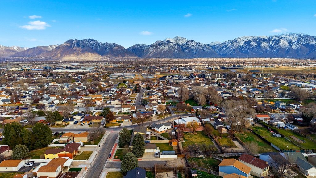 7588 S JORDAN DL West Jordan, UT 84084