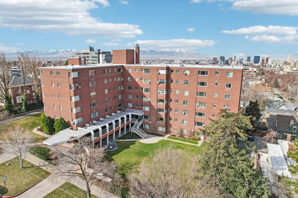 130 S 1300 E #302 Salt Lake City, UT 84102