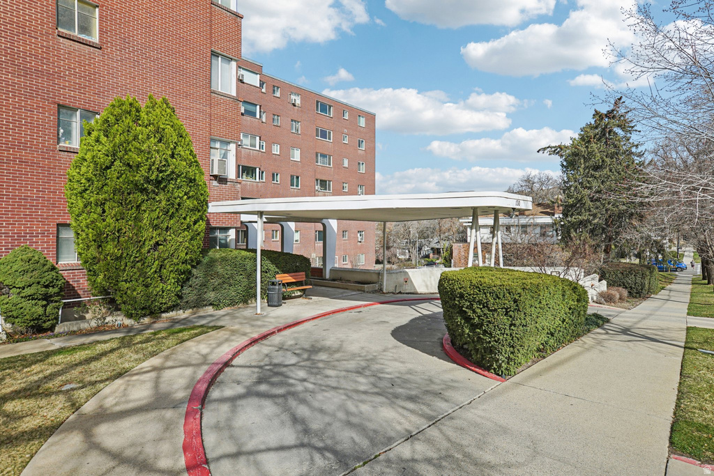 130 S 1300 E #302 Salt Lake City, UT 84102