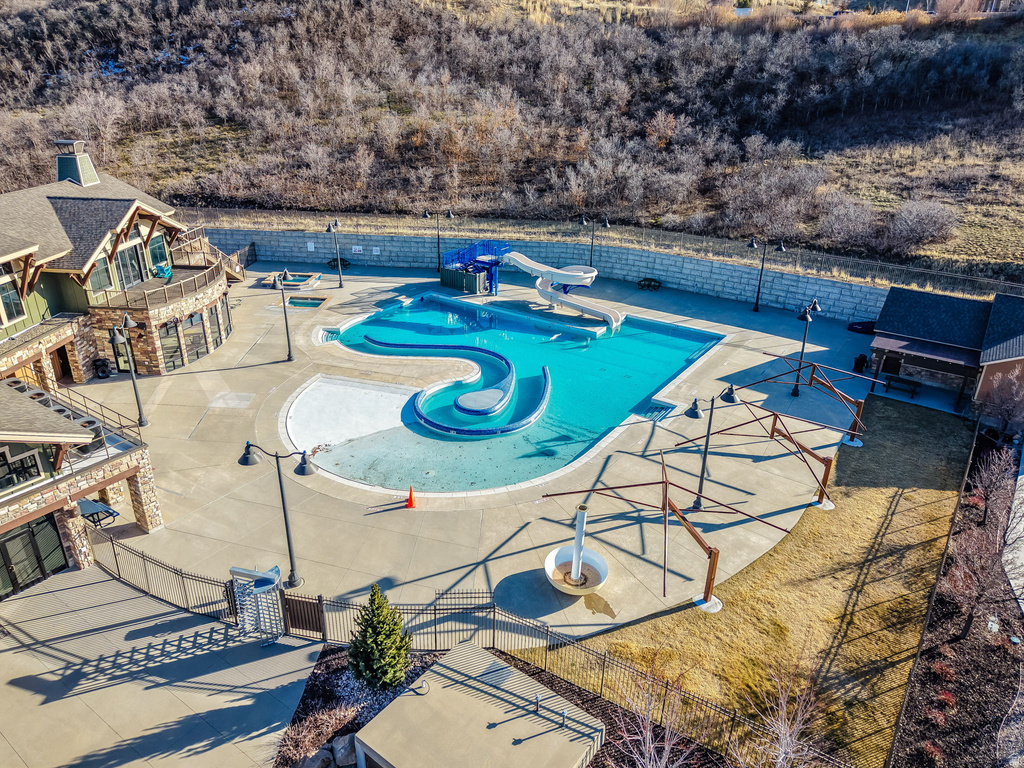 1565 E TRAIL CREST CT Draper, UT 84020