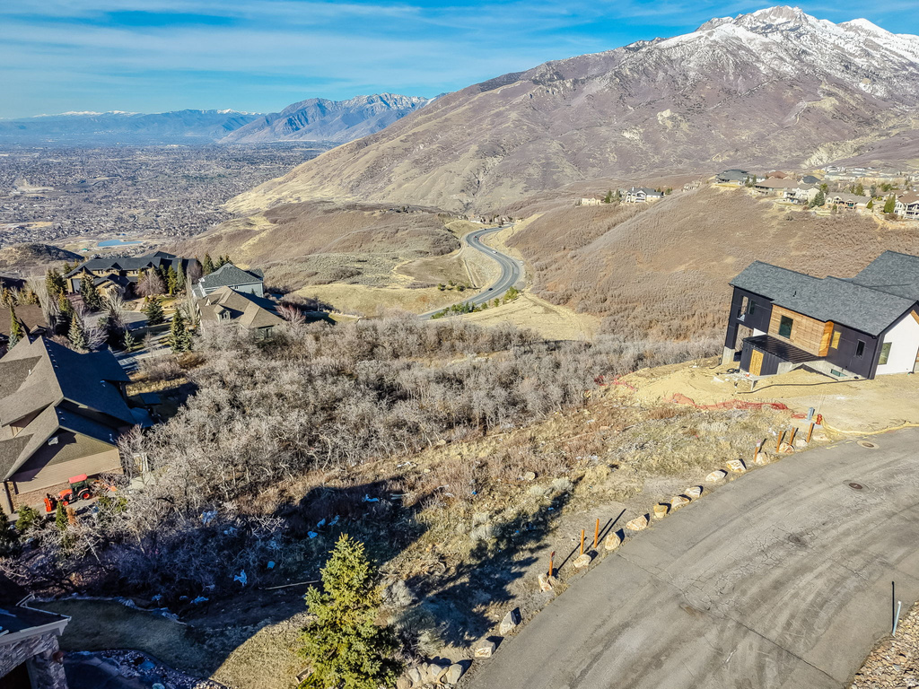 1565 E TRAIL CREST CT Draper, UT 84020