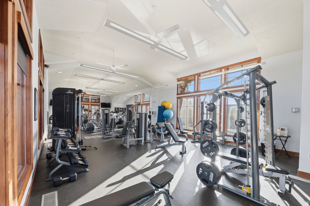 1565 E TRAIL CREST CT Draper, UT 84020