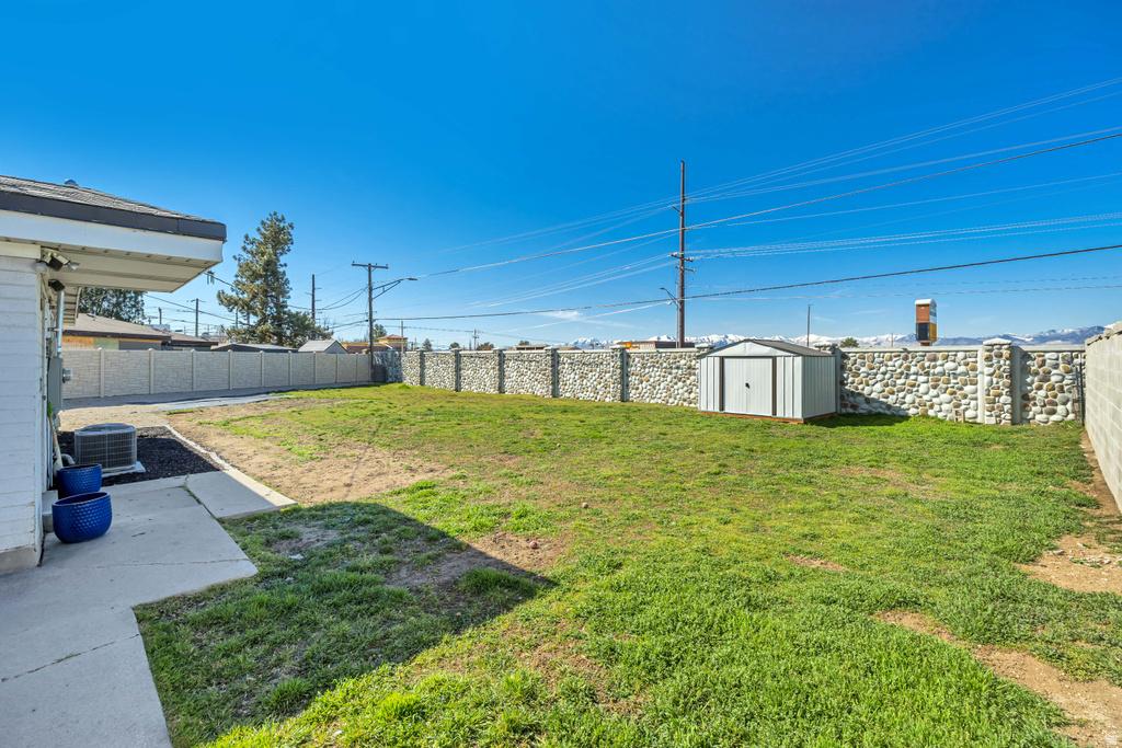 8546 S 1330 E Sandy, UT 84093