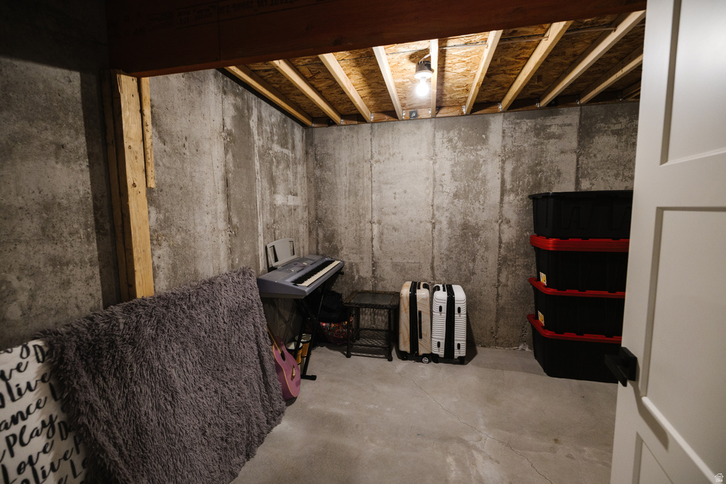 3566 W 1000 N Tremonton, UT 84337