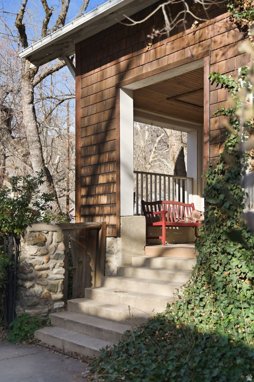 16 S 200 E Centerville, UT 84014