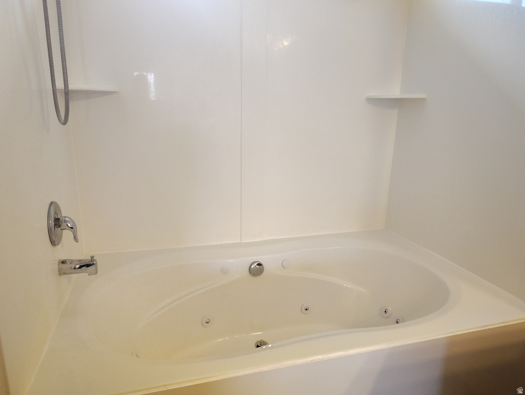 377 W 2030 N Tooele, UT 84074