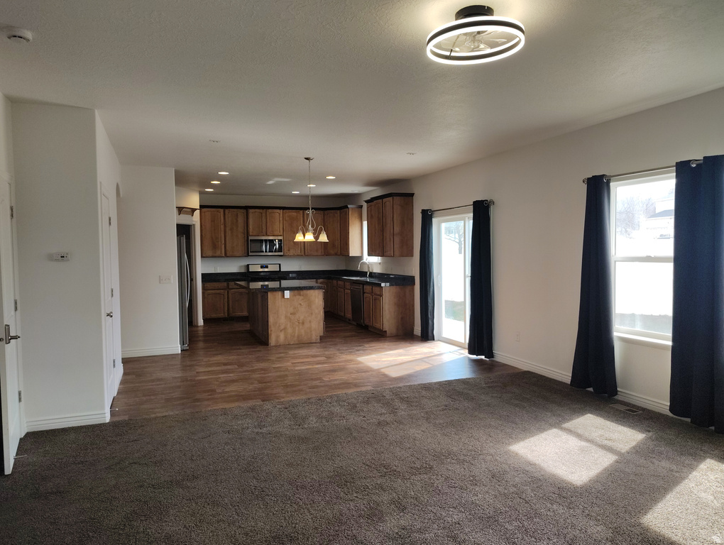 377 W 2030 N Tooele, UT 84074