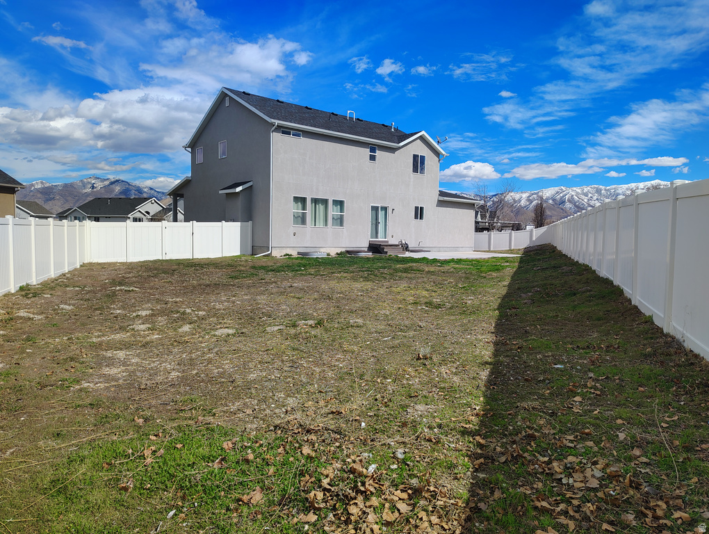 377 W 2030 N Tooele, UT 84074