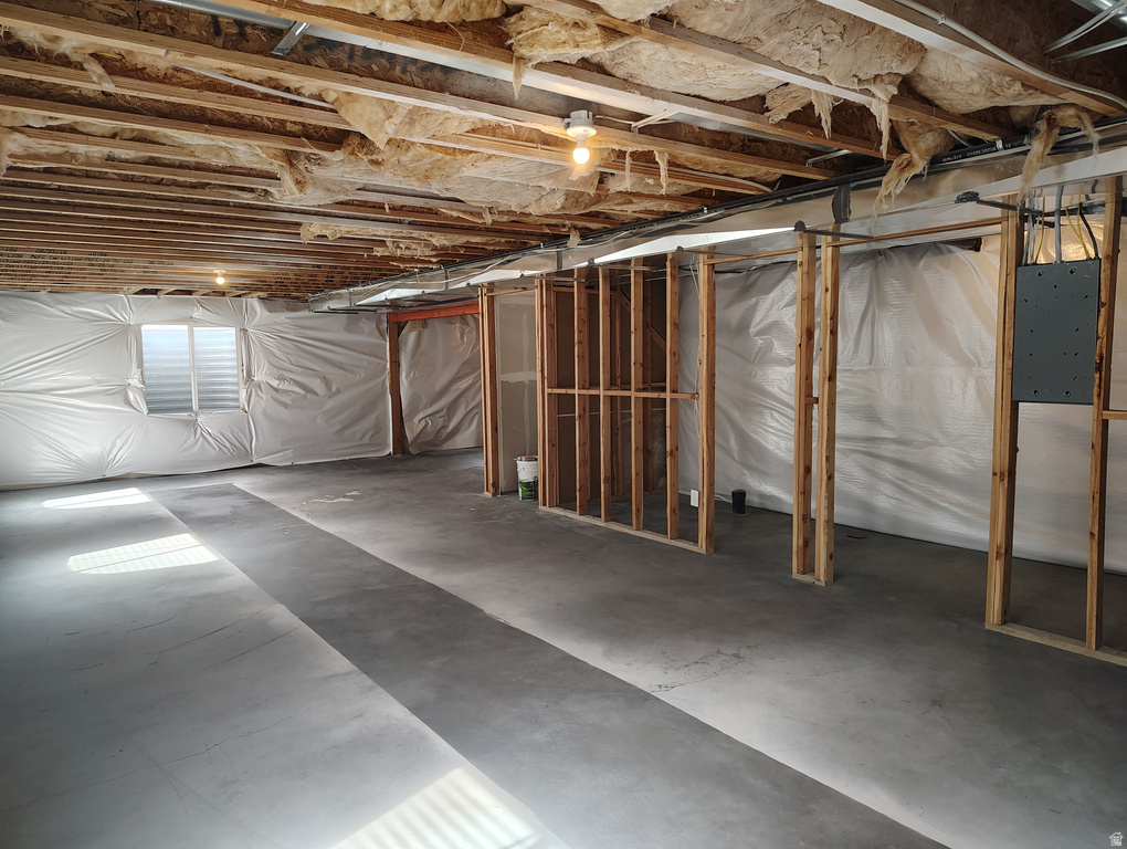 377 W 2030 N Tooele, UT 84074