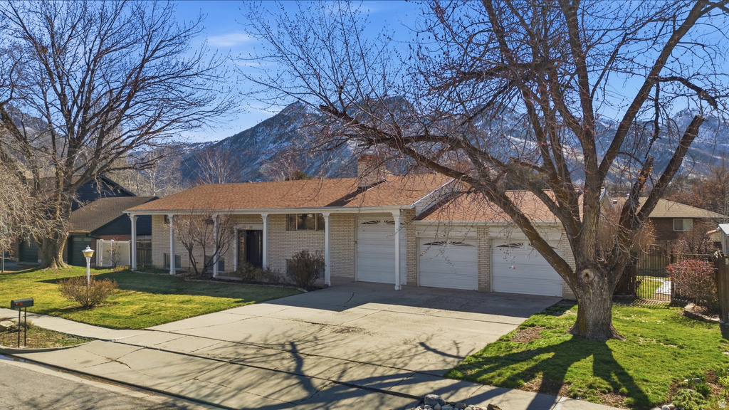 2470 E CAMELBACK RD Cottonwood Heights, UT 84121