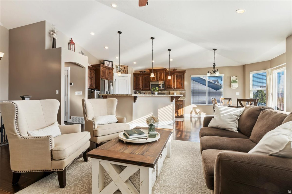 6521 S MOUNT ADAMS DR West Valley City, UT 84118