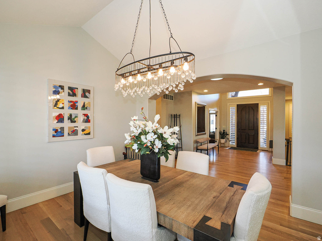 515 E TANGLEWOOD LOOP North Salt Lake, UT 84054