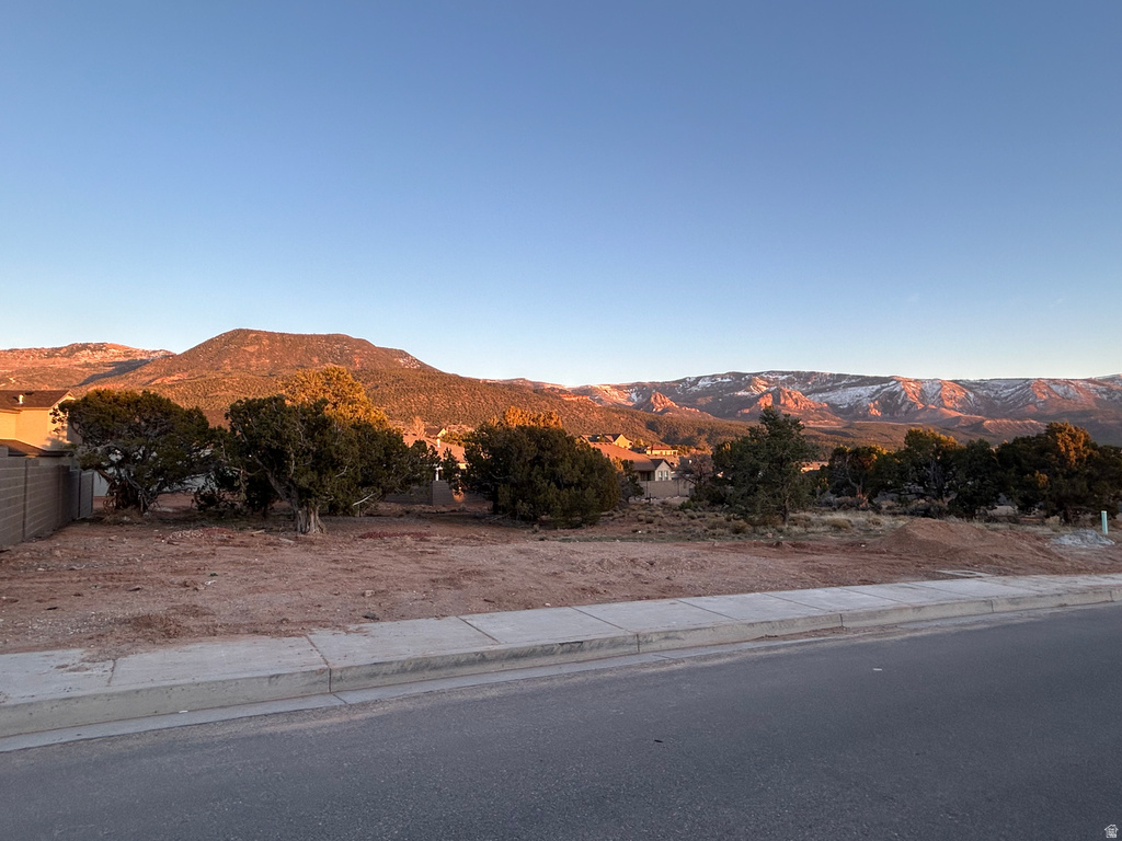 2889 W ROCK RD Cedar City, UT 84720