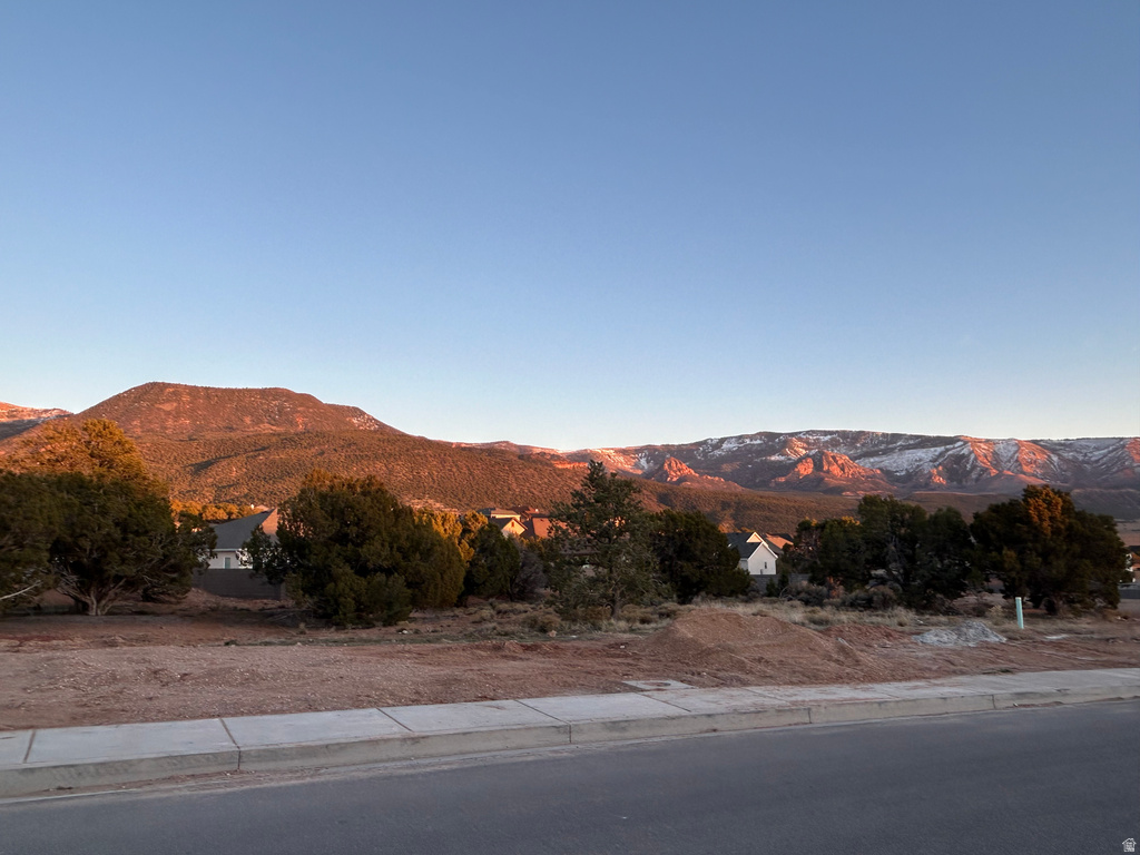 2889 W ROCK RD Cedar City, UT 84720