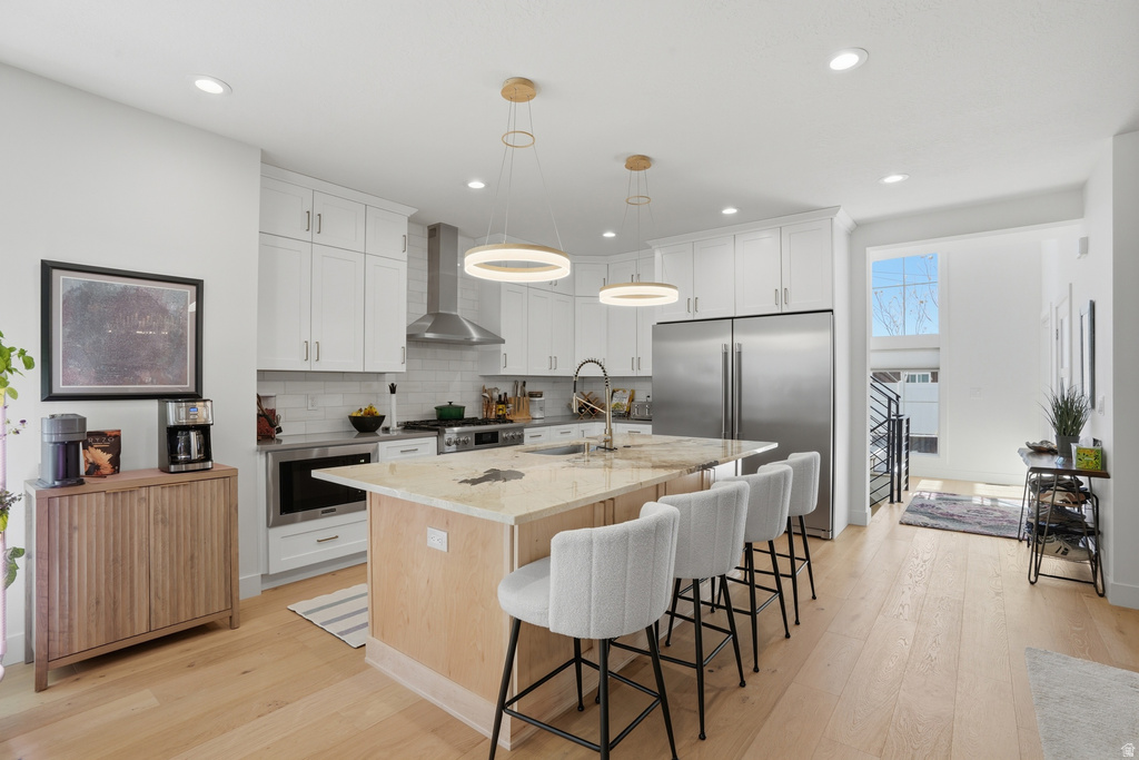 3905 S HOLLADAY CT Holladay, UT 84124